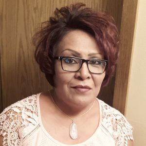 Meet your Posher, Ellie